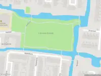 Ambulance met grote spoed naar de Weerestein in Gouda