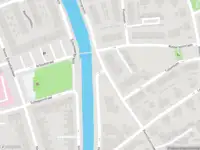 Brandweer en politie met grote spoed naar de Rozengracht in Vlissingen vanwege personen te water