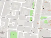 Ambulance met grote spoed naar de Nieuwe Buurt in Schiedam