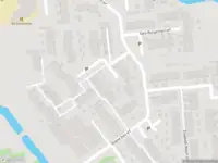Ambulance met gepaste spoed naar de Anna Karenina erf in Capelle aan den IJssel