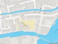 Ambulance met gepaste spoed naar de Rozengracht in Zaandam