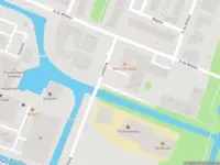 Ambulance met grote spoed naar de Landtong in Amstelveen