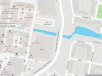 Politie naar de Burgemeester van der Postlaan in Leusden vanwege aanrijding met letsel
