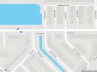 Ambulance met gepaste spoed naar de Amstelstraat in Spijkenisse
