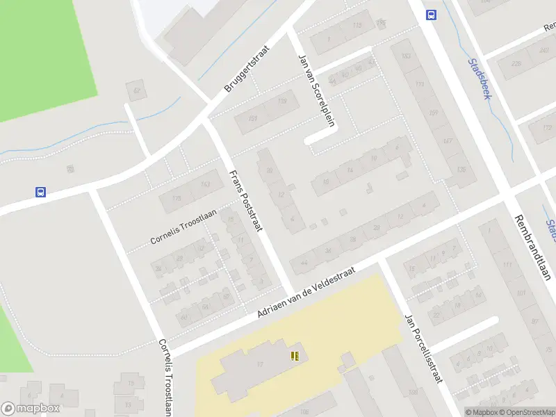 Brandweer met grote spoed naar de Frans Poststraat in Enschede vanwege gebouwbrand