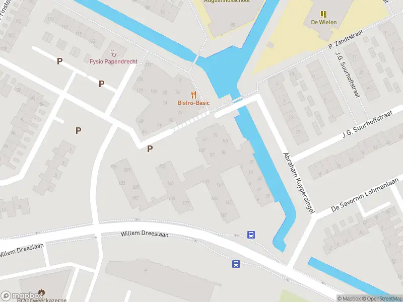 Ambulance met gepaste spoed naar de P.S. Gerbrandystraat in Papendrecht