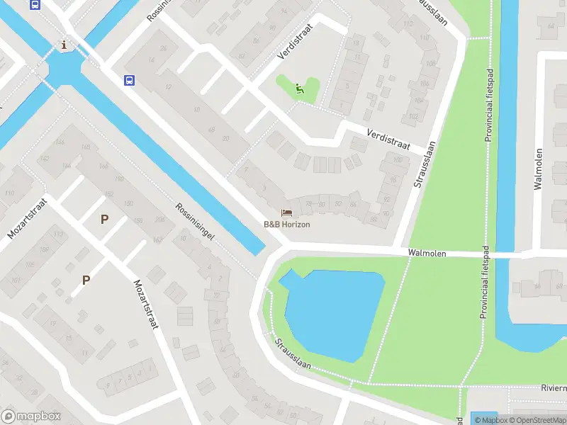 Ambulance met gepaste spoed naar de Strausslaan in Barendrecht