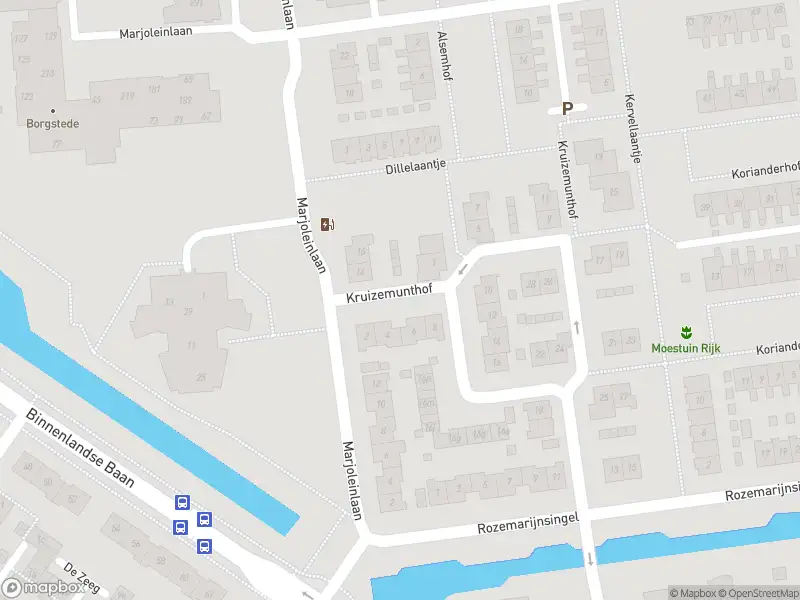 Ambulance met grote spoed naar de Kruizemunthof in Barendrecht