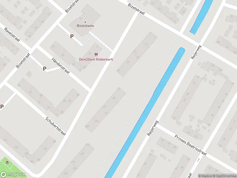 Ambulance met grote spoed naar de Van Beethovenstraat in Ridderkerk