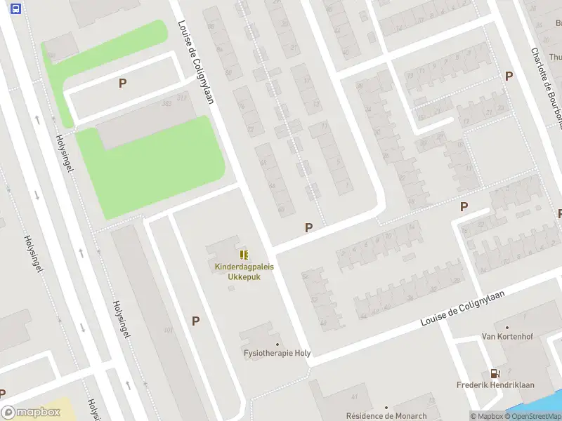 Ambulance met grote spoed naar de Louise de Colignylaan in Vlaardingen