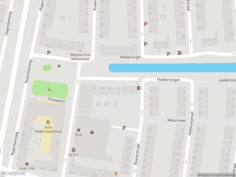 Ambulance met gepaste spoed naar de Hoekersingel in Rotterdam