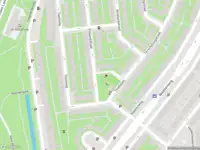 Ambulance met grote spoed naar de Tweede Vogelstraat in Amsterdam