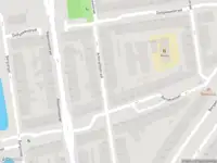 Ambulance met grote spoed naar de Ackersdijkstraat in Rotterdam