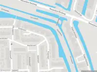 Ambulance met grote spoed naar de Punterwerf in Gouda