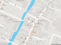Ambulance met grote spoed naar de Kerkplein in Krommenie