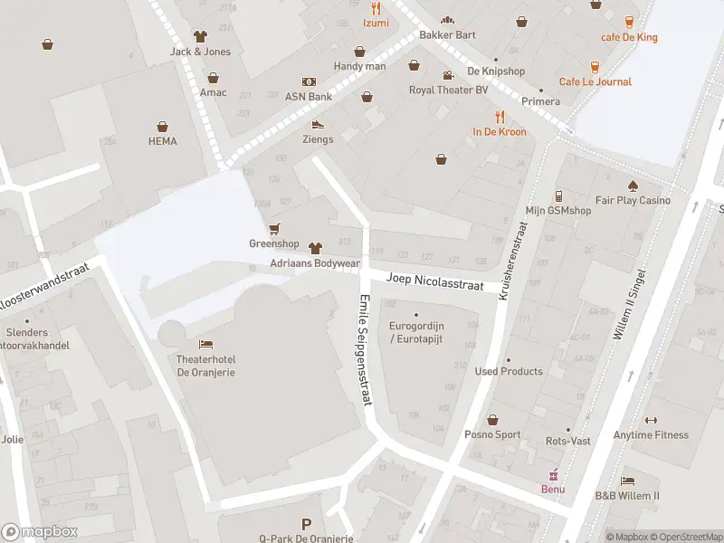 Ambulance met grote spoed naar de Joep Nicolasstraat in Roermond