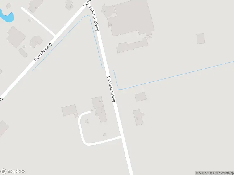 Ambulance met grote spoed naar de Eendenkooiweg in Melderslo