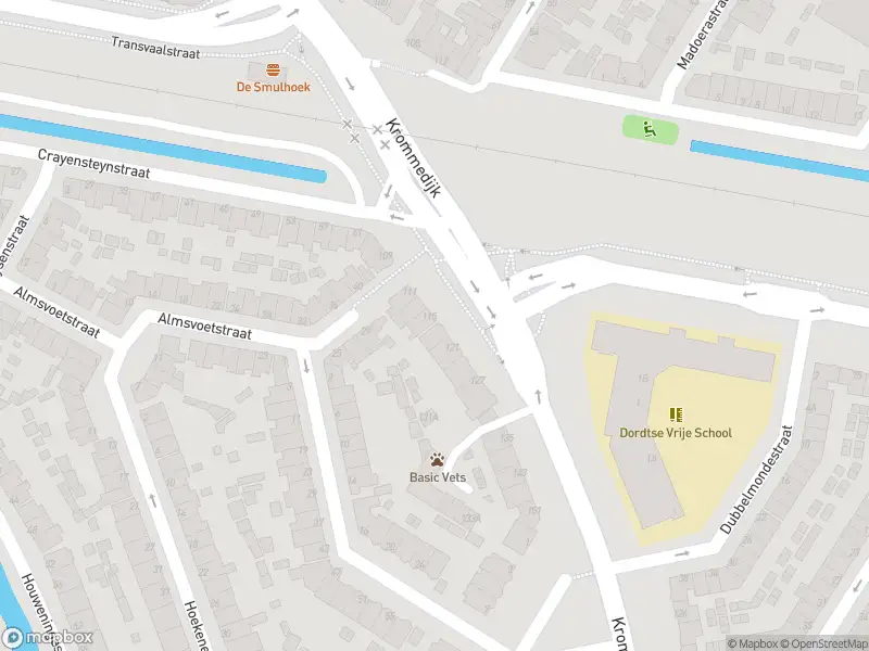 Ambulance met gepaste spoed naar de Krommedijk in Dordrecht