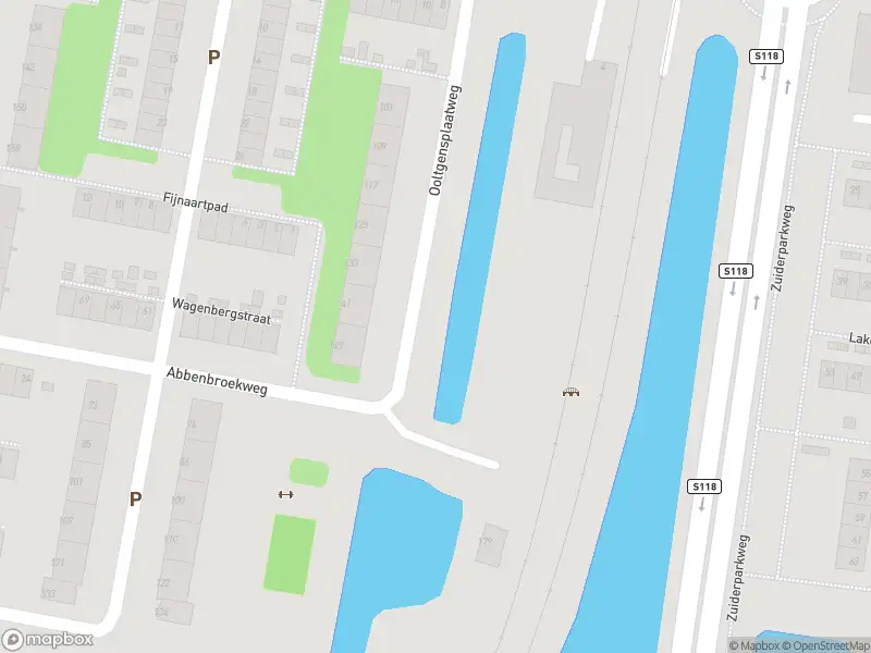 Ambulance met grote spoed naar de Ooltgensplaatweg in Rotterdam