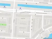 Ambulance met gepaste spoed naar de M C M de Grootstraat in Schiedam