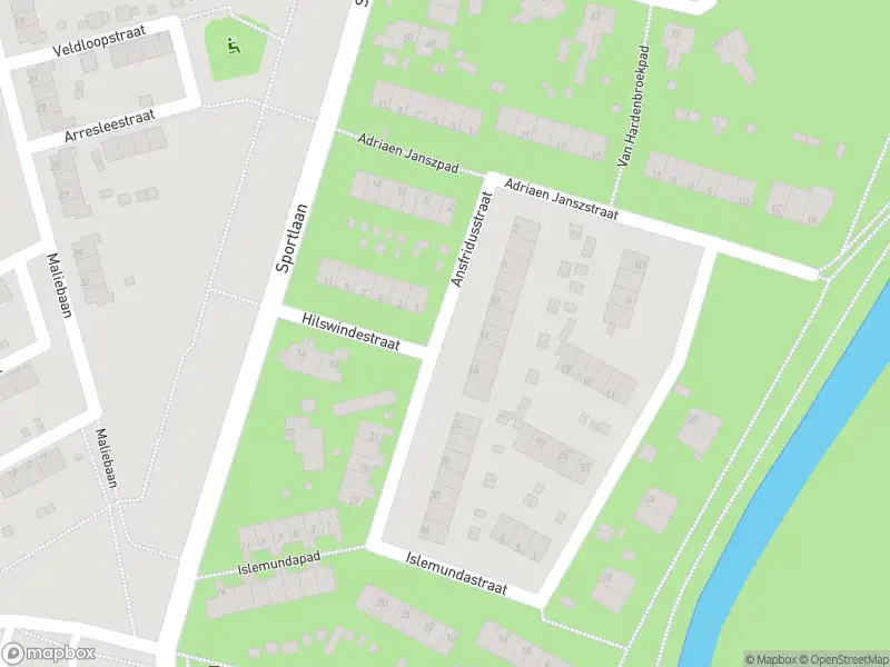 Ambulance met grote spoed naar de Ansfridusstraat in Rotterdam