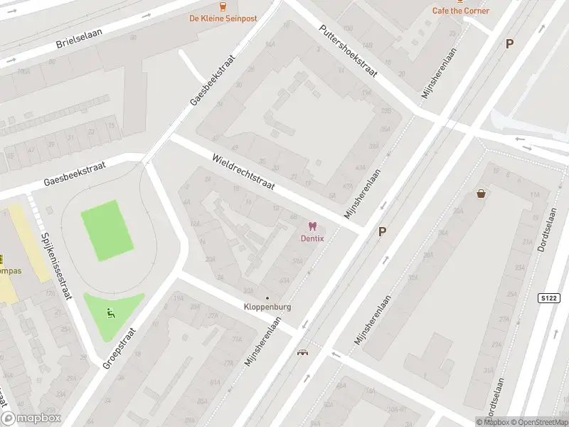 Ambulance met gepaste spoed naar de Wieldrechtstraat in Rotterdam