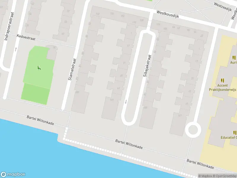 Ambulance met gepaste spoed naar de Sibajakstraat in Rotterdam