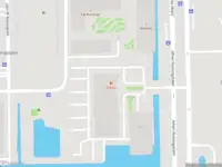 Ambulance met grote spoed naar de David Ricardostraat in Amsterdam
