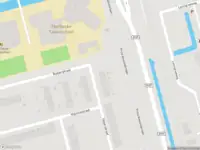 Ambulance met gepaste spoed naar de Vasaristraat in Rotterdam