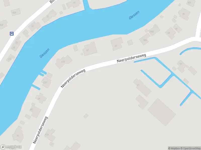 Ambulance met grote spoed naar de Neerpolderseweg in Giessenburg