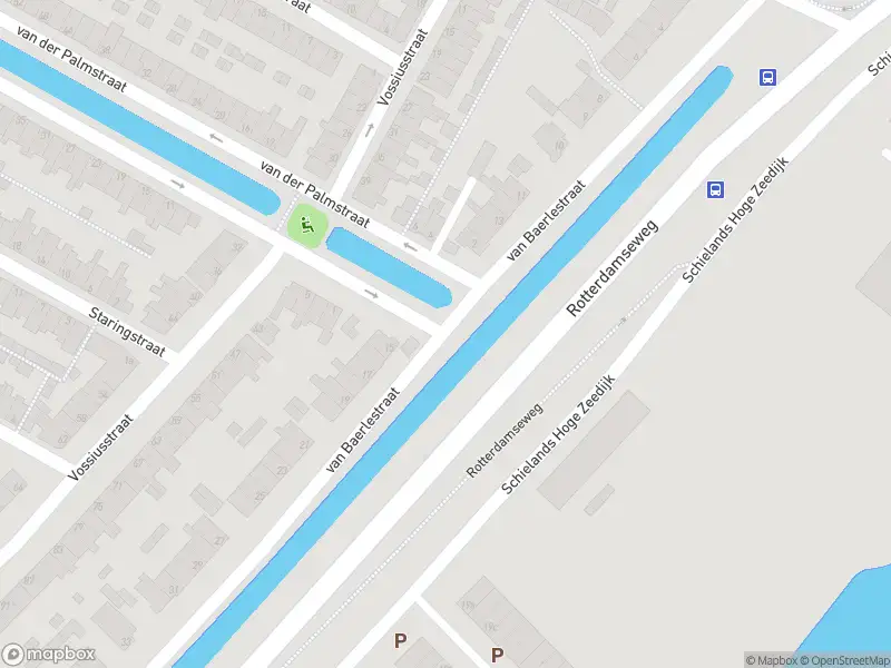 Ambulance met grote spoed naar de Schielands Hoge Zeedijk in Gouda