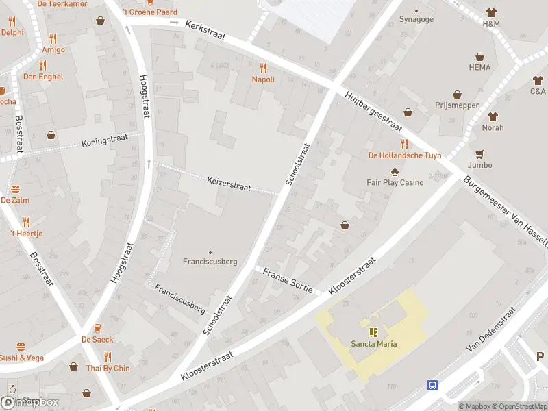 Politie met grote spoed naar de Schoolstraat in Bergen op Zoom vanwege letsel