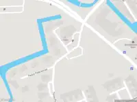 Ambulance met grote spoed naar de Paulus Pietersstraat in Edam