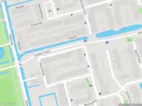 Ambulance met grote spoed naar de Graspieperstraat in Delft