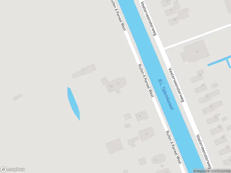 Brandweer met grote spoed naar de Ruiten A Kanaal West in Veelerveen vanwege voertuigbrand