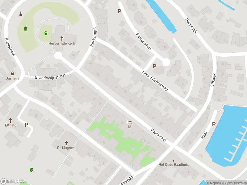 Ambulance met gepaste spoed naar de Voorstraat in Ooltgensplaat