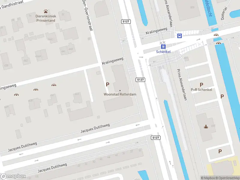 Ambulance met gepaste spoed naar de Prins Alexanderlaan in Rotterdam