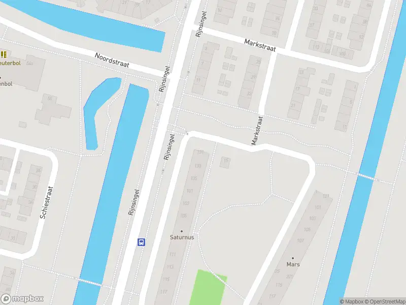 Ambulance met grote spoed naar de Rijnsingel in Ridderkerk