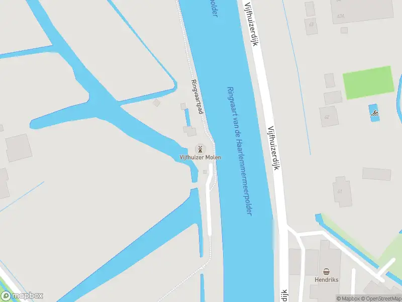 Ambulance met grote spoed naar de Vijfhuizen in Haarlem