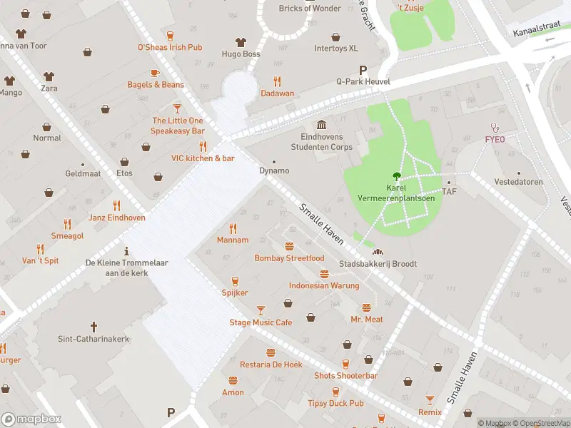 Brandweer met gepaste spoed naar de Stationsweg in Eindhoven