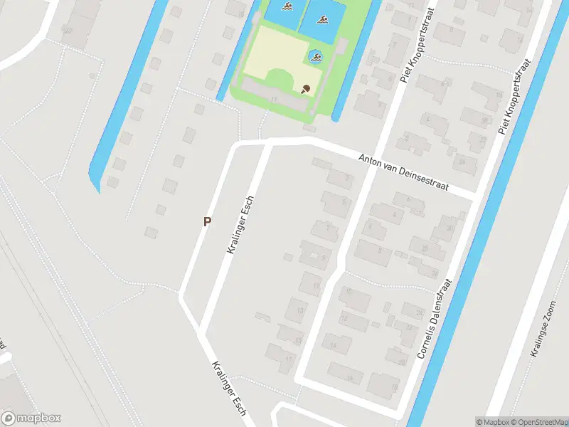 Ambulance met gepaste spoed naar de Kralinger Esch in Rotterdam