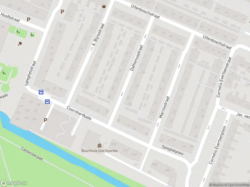 Ambulance met gepaste spoed naar de Hooftstraat in Alkmaar