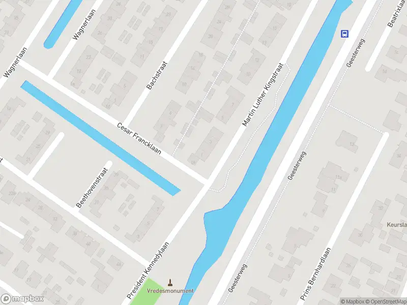 Ambulance met gepaste spoed naar de Martin Luther Kingstraat in Akersloot