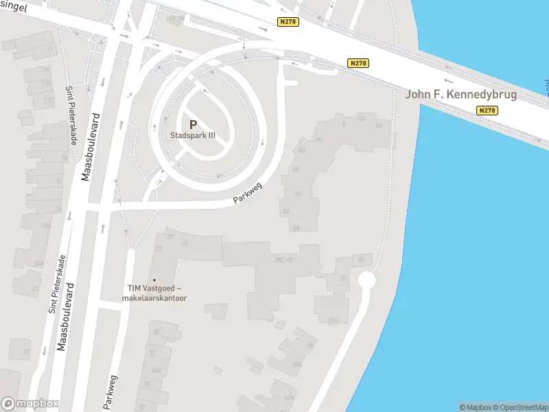 Brandweer met gepaste spoed naar de Parkweg in Maastricht vanwege een buitenbrand