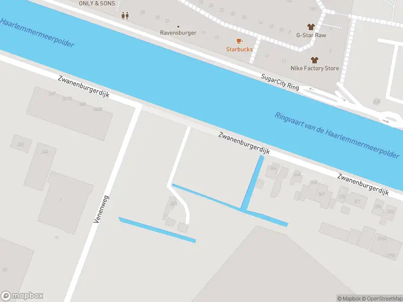 Ambulance met gepaste spoed naar de Haarlemmerstraatweg in Halfweg