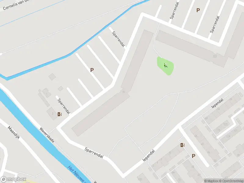 Ambulance met grote spoed naar de Sparrendal in Maassluis