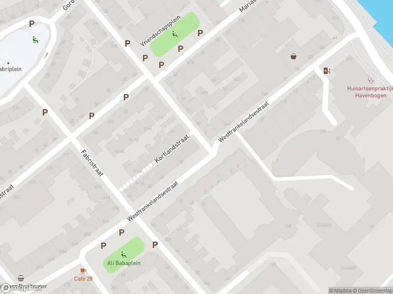 Ambulance met gepaste spoed naar de Kortlandstraat in Schiedam