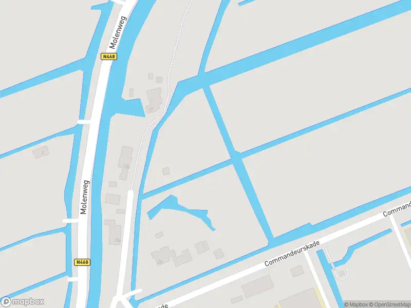Ambulance met grote spoed naar de Commandeurskade in Maasland