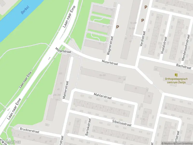 Brandweer met gepaste spoed naar de Haydnstraat in Zutphen vanwege afhijsen patient