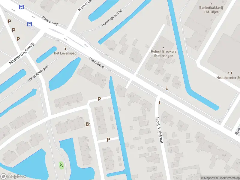 Ambulance met gepaste spoed naar de Pascalweg in Rotterdam